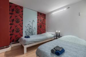 Postel nebo postele na pokoji v ubytování Douai house