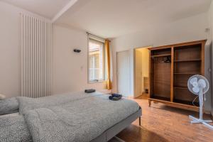 Postel nebo postele na pokoji v ubytování Douai house