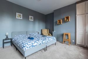 Postel nebo postele na pokoji v ubytování Douai house