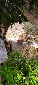 Vonkajšia záhrada v ubytovaní Merlo House Dol Hvar