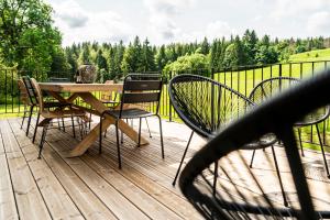 En balkon eller terrasse på Gite d'exception en pleine nature