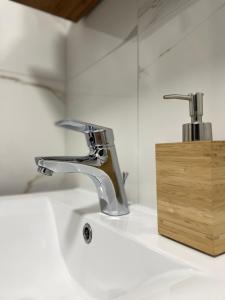 Et badeværelse på Apartman Luni