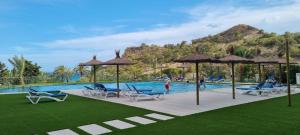 Basen w obiekcie Panoramic Suite Beach lub w pobliżu