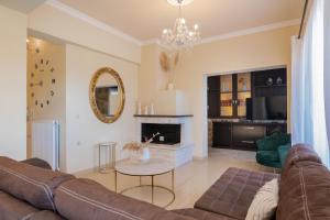 A seating area at Casa D'Oro Exclusive Villa