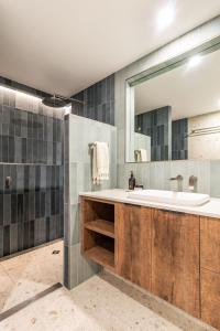 Koupelna v ubytování Talinga 2 - Sunset Views + 11 fotografií