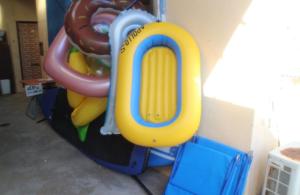 a childrens pretend play area with a inflatable at やどバンブー in Hateruma