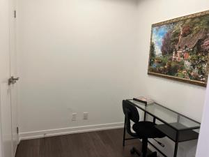 Φωτογραφία από το άλμπουμ του Midtown Toronto Condo στο Τορόντο