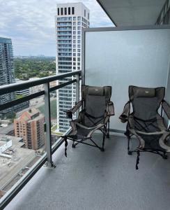 Balkoni atau teres di Midtown Toronto Condo