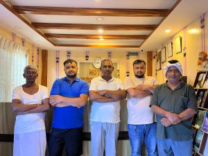 Επισκέπτες που μένουν στο Hotel Middle Point Pvt Ltd