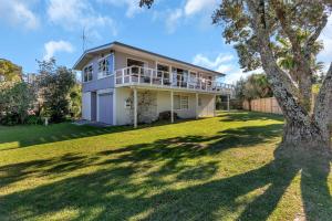 Vườn quanh Playtime Plus - Matapouri Holiday Home