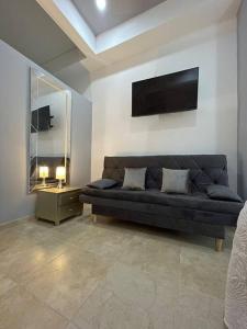 TV a/nebo společenská místnost v ubytování Lindo Apartamento con Jacuzzi en Monteria