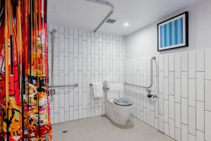 Bagno di The Constance Fortitude Valley