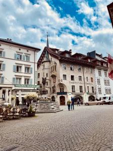 Budova, kde se apartmán nachází + 37 fotografií