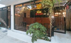 Gallery image of RedDoorz at Boracay Hostel former RedDoorz at Recson Boracay Hostel in Boracay