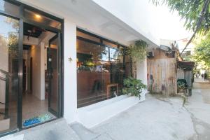 Gallery image of RedDoorz at Boracay Hostel former RedDoorz at Recson Boracay Hostel in Boracay