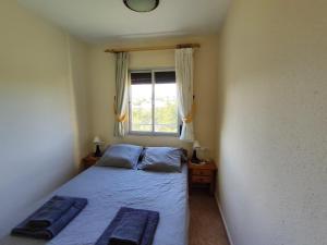 Postel nebo postele na pokoji v ubytování Gran apartamento frente al mar mijas