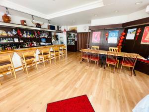 Lounge nebo bar v ubytování 旅馆yo ko