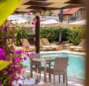 Bazén v ubytování Rumi Boutique Hotels&Spa Only adults nebo v jeho okolí