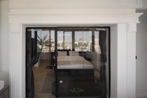 Giường trong phòng chung tại City view - Luxury Apartment A - Old City - Victoriei