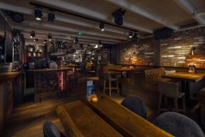 Lounge nebo bar v ubytování WestCord Hotel de Wadden + 35 fotografií
