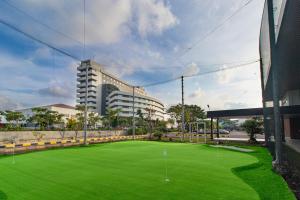 Golf v hotelu nebo okolí