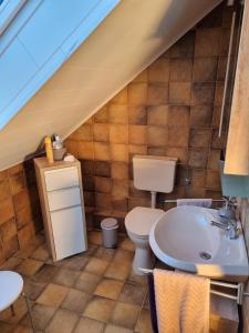 Ένα μπάνιο στο Ferienwohnung Rieka