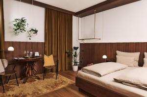 Posteľ alebo postele v izbe v ubytovaní Lieperts CAFÈ DINNER ROOMS