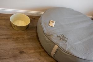 Ruang duduk di My Suite Leesch - Hotel & Restaurant nahe Büsum - Hunde herzlich willkommen