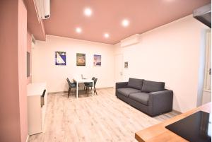 Istumisnurk majutusasutuses Tigullio Suites Rapallo