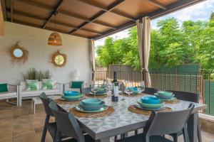 Balkon atau teras di Can Jaume Fuster
