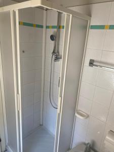 A bathroom at Albergo Leon D'Oro