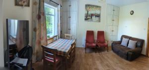Posezení v ubytování Green Acres Self Catering + 19 fotografií