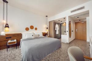 Postel nebo postele na pokoji v ubytování Ölüdeniz Blu Luxury Unique Hotel - Adults-Only