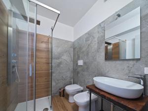 Koupelna v ubytování Agriturismo Zè del Pino