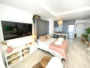 A television and/or entertainment centre at CS7 Kaleria Suites