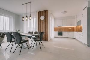 Gallery image of BIRGÉS Villapark Apartments in Balatonfüred +27 photos