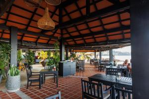 Restaurace v ubytování Nang Thong Bay Resort