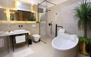 Garden Luxury Rooms的一间浴室
