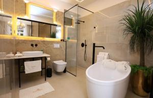 Garden Luxury Rooms的一间浴室