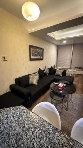 Χώρος καθιστικού στο Elysium Service Apartment, Islamabad