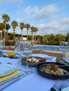 Φαγητό σε αυτή η παραθεριστική κατοικία ή κάπου εκεί κοντά