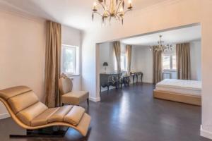 Ένα ή περισσότερα κρεβάτια σε δωμάτιο στο Quinta Palmeira Real +30 φωτογραφίες