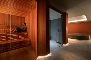 Postel nebo postele na pokoji v ubytování Sheraton Lake Como Hotel + 37 fotografií