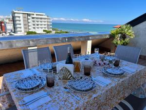 Balkón nebo terasa v ubytování Blue Moon Penthouse