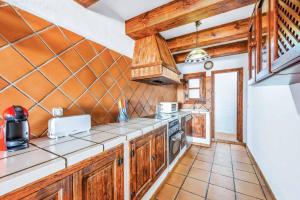Kuchnia lub aneks kuchenny w obiekcie Villa Capistrano