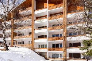 Budova, kde se apartmán nachází + 6 fotografií