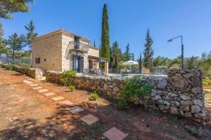 Fotografie z fotogalerie ubytování Villa Nefeli Aresti v destinaci Agios Leon + 15 fotografií