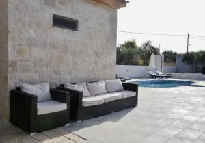 Bazén v ubytovaní Sea View Private Pool Villa Katrin alebo v jeho blízkosti