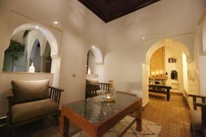 Posezení v ubytování Riad Oum h&N B&B