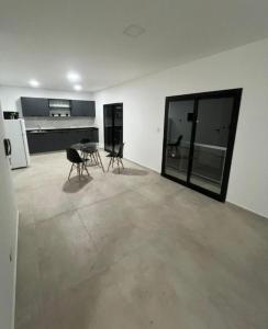 Gambar di galeri bagi Lya di El Palomar